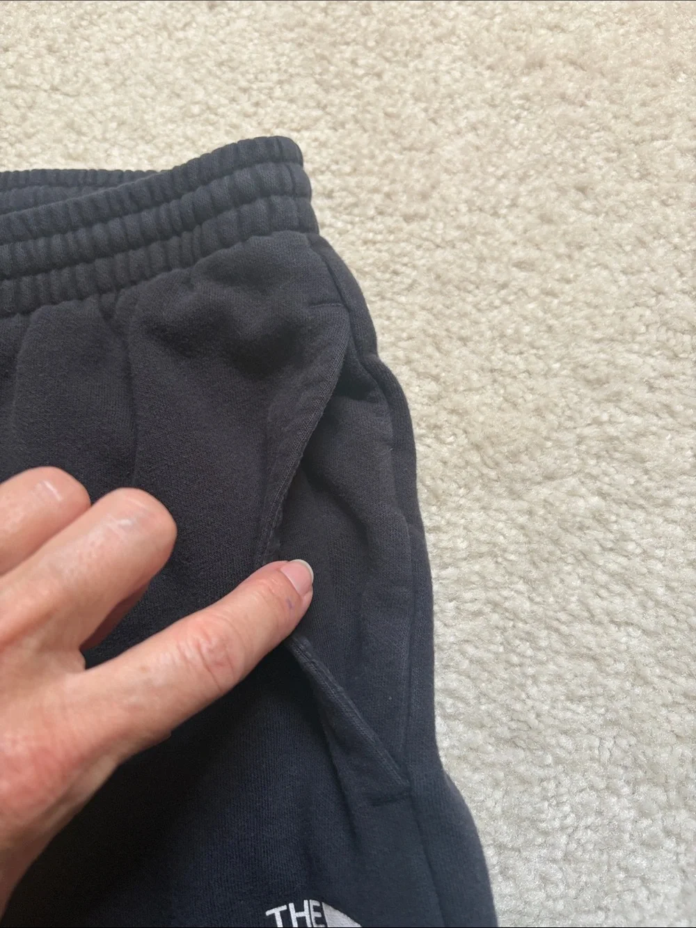 Black Men’s The North Face Sweatpants